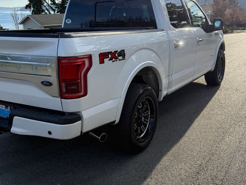 Used 2016 Ford F150 Platinum w/ Equipment Group 701A Luxury image 8