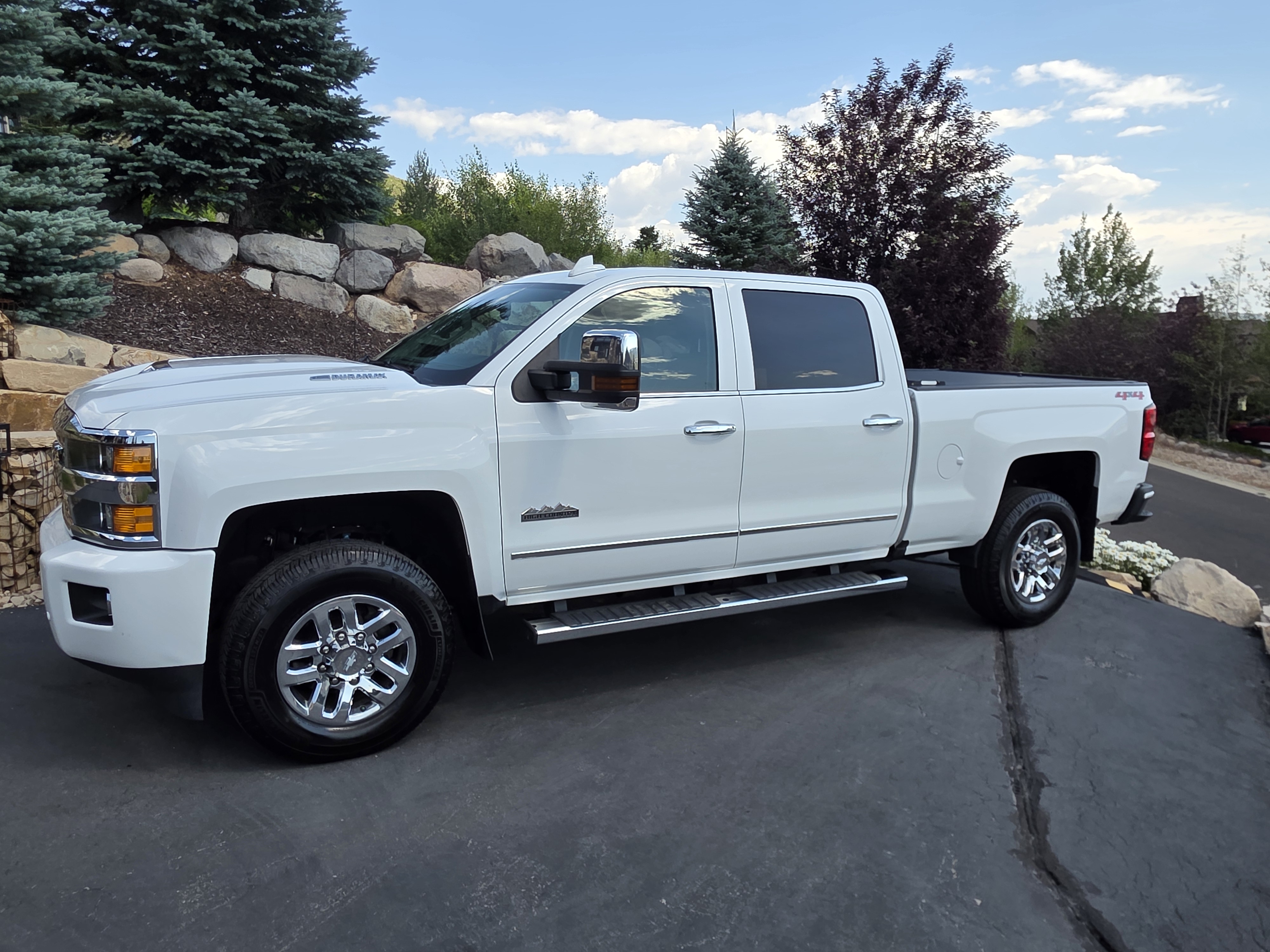 Used 2019 Chevrolet Silverado 3500 High Country w/ Duramax Plus Package AWD/4WD image 2