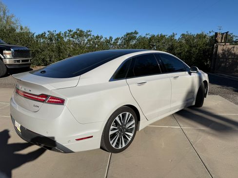Used 2019 Lincoln MKZ Reserve w/ Luxury Package image 12