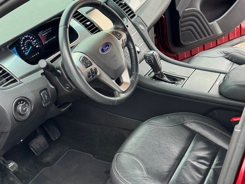 Used 2015 Ford Taurus SEL w/ Equipment Group 201A image 6