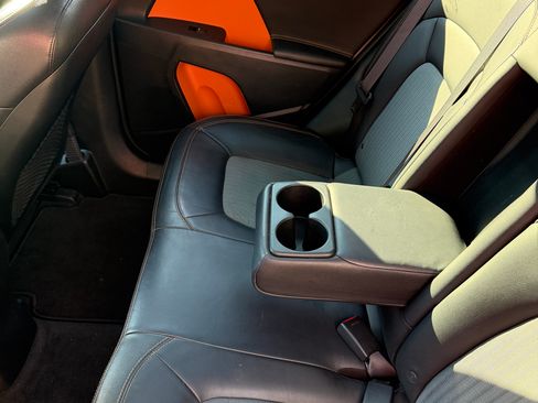 Used 2011 Kia Sportage EX w/ Navigation Pkg image 14