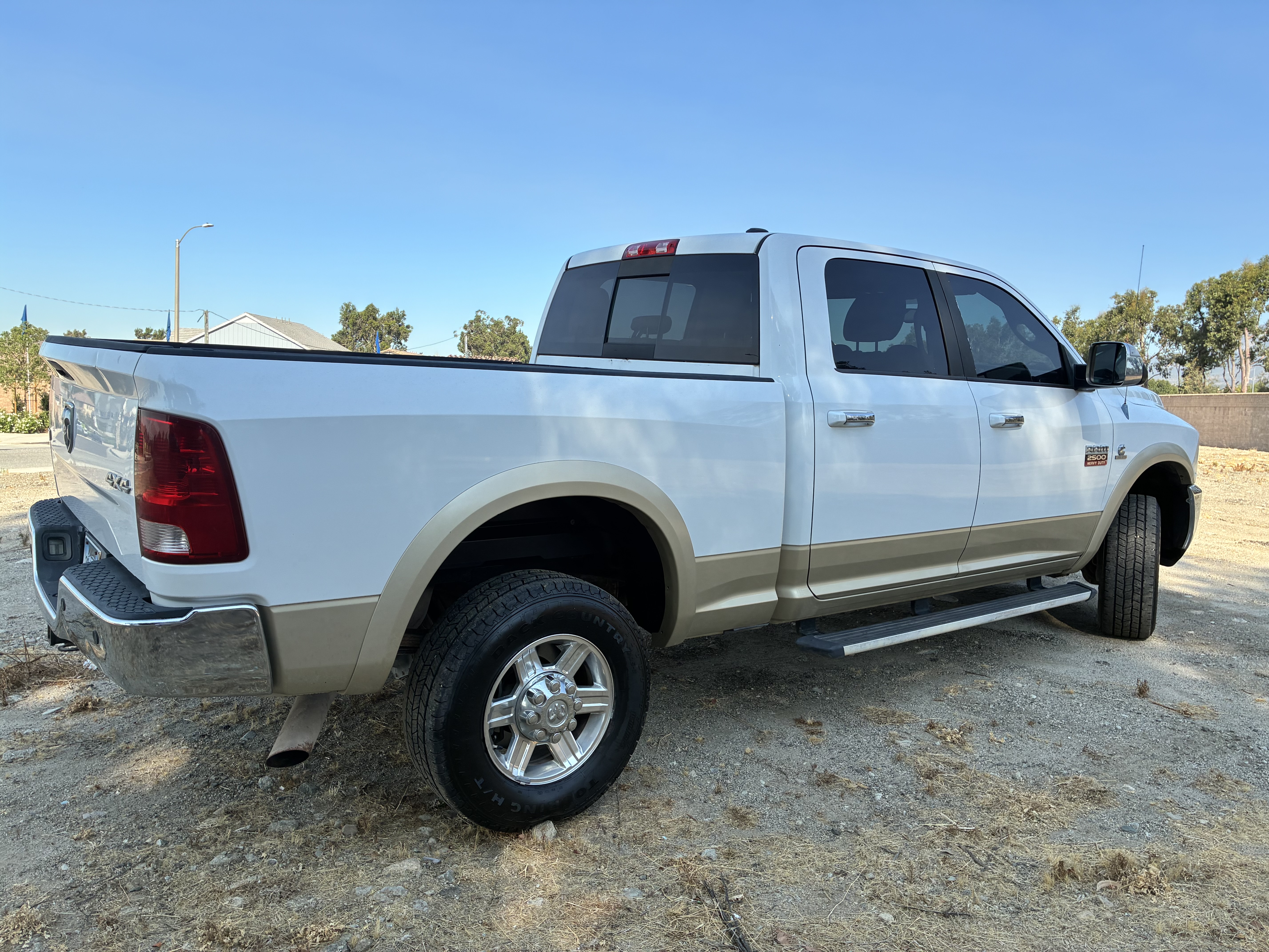 Used 2011 RAM 2500 Laramie AWD/4WD image 5