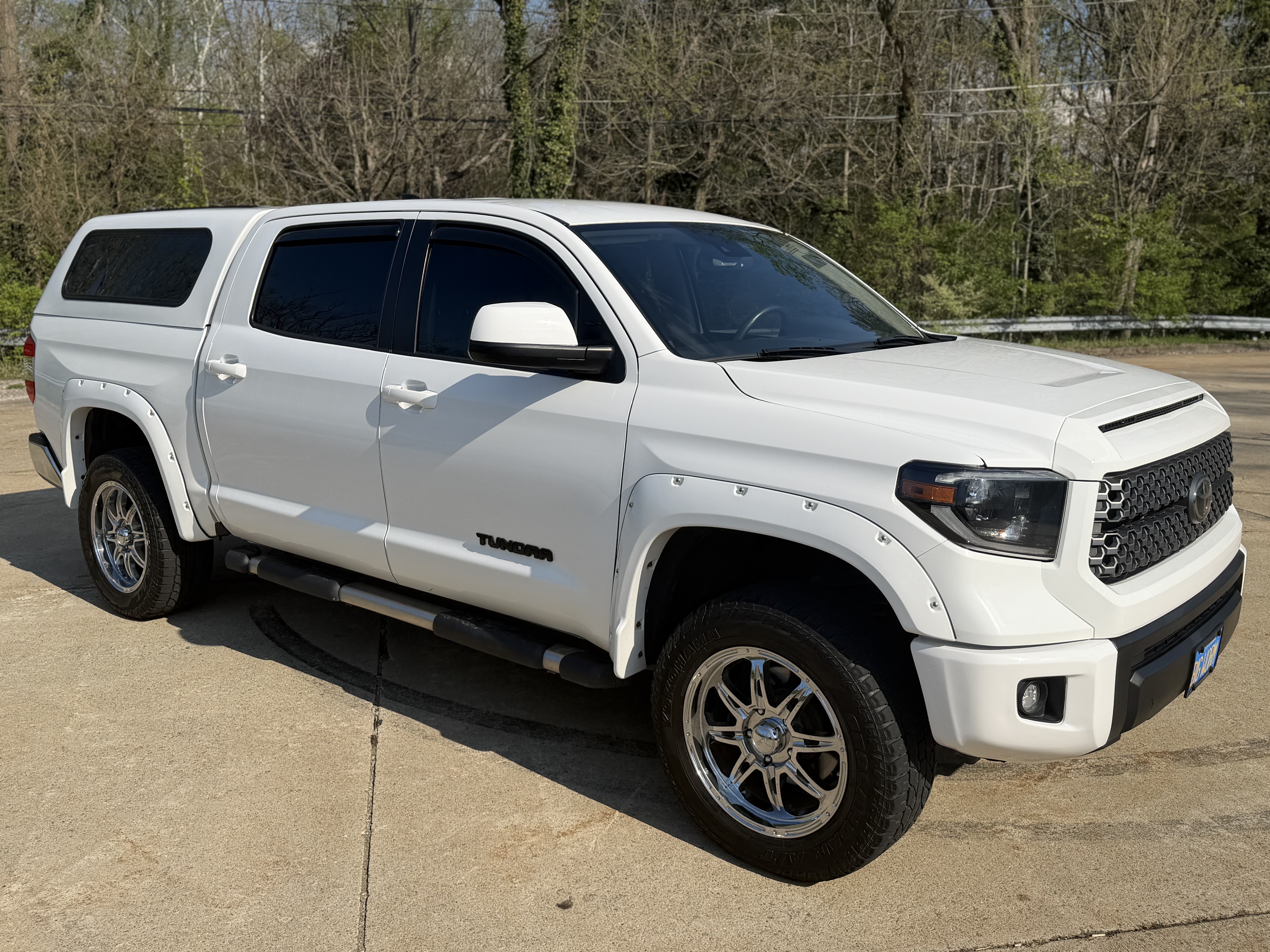 Used 2020 Toyota Tundra SR5 w/ TRD Off-Road Package AWD/4WD image 5