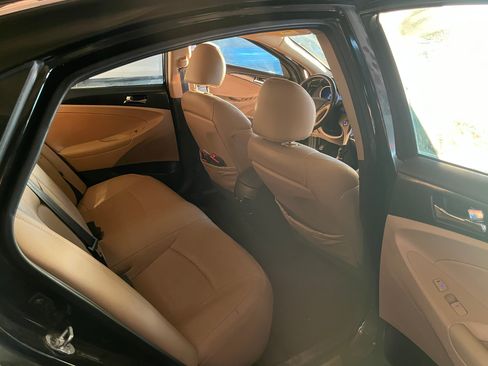 Used 2014 Hyundai Sonata Limited image 12