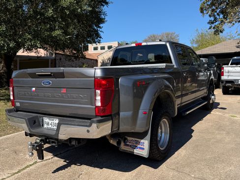 Used 2022 Ford F350 Lariat w/ Lariat Ultimate Package image 5