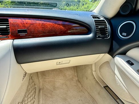 Used 2008 Lexus SC 430 Convertible RWD image 20