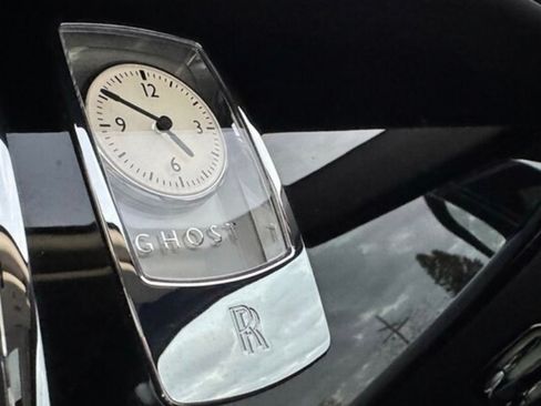 Used 2011 Rolls-Royce Ghost image 31