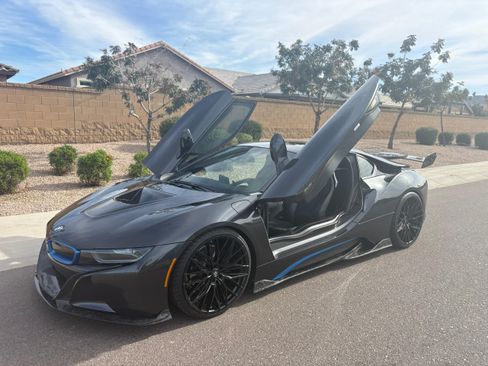 Used 2015 BMW i8 image 14