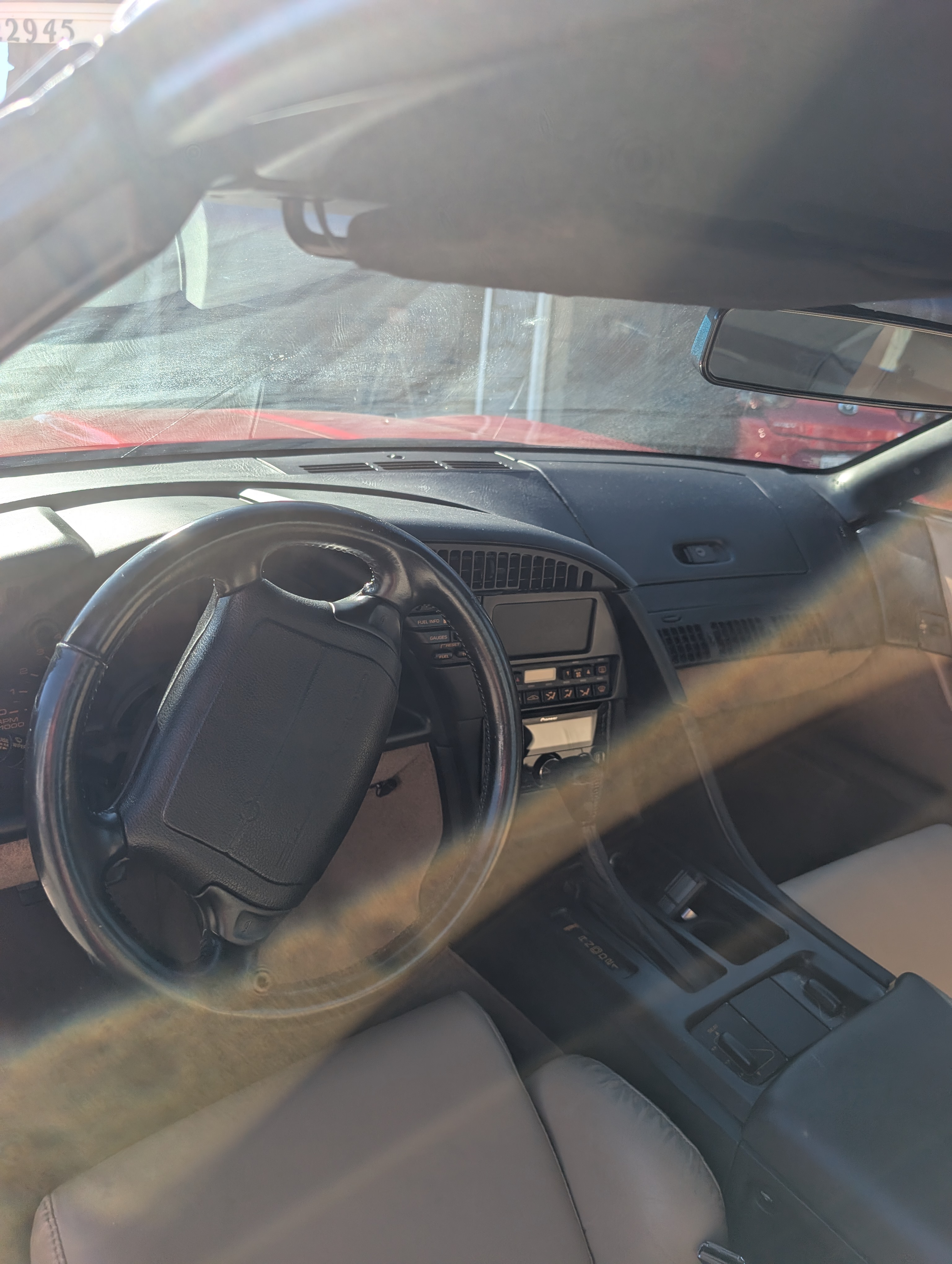 Used 1992 Chevrolet Corvette Coupe RWD image 17