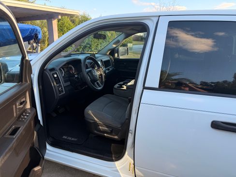 Used 2013 RAM 1500 Express image 13