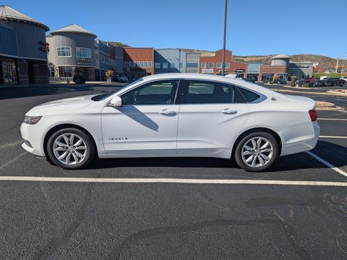 Used 2017 Chevrolet Impala LT image 9