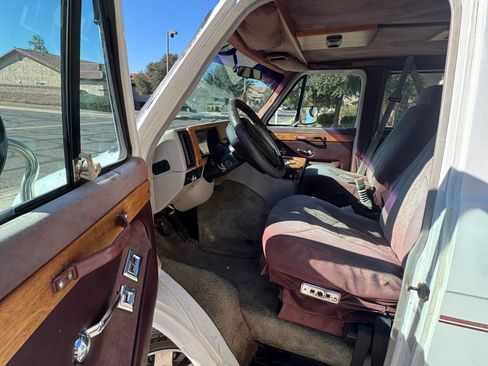 Used 1995 GMC G2500 Vandura image 6