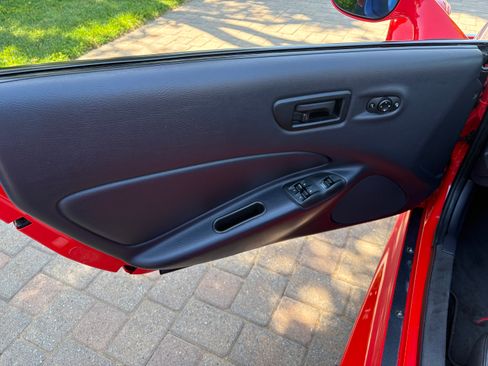Used 1999 Plymouth Prowler RWD image 18