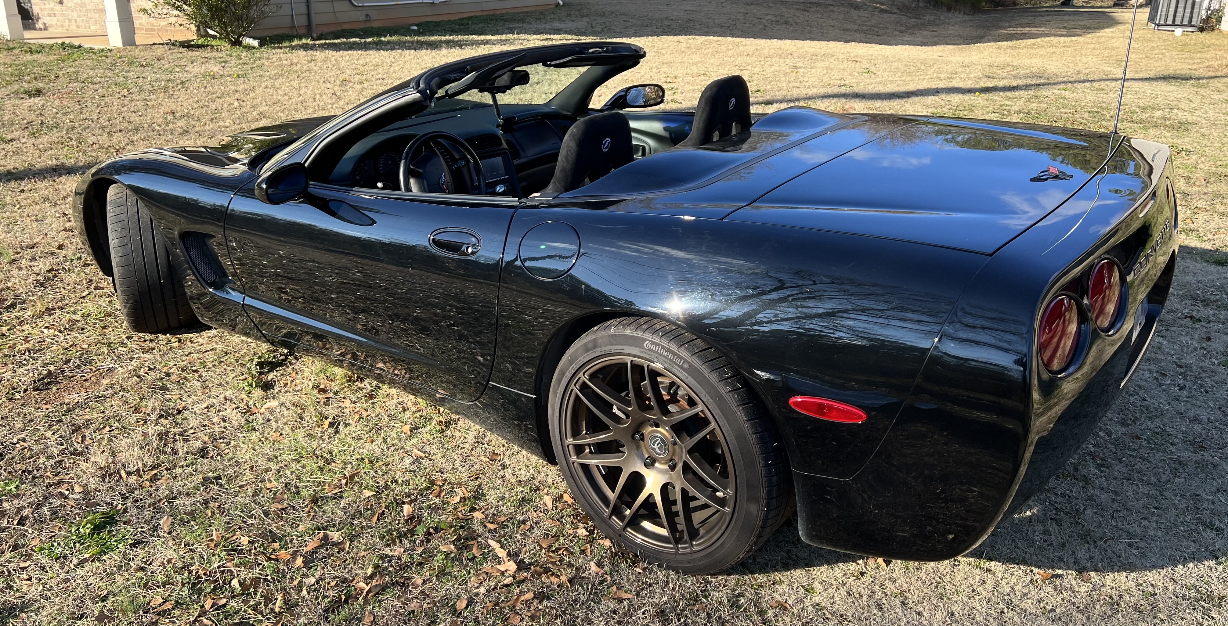 Used 2000 Chevrolet Corvette Convertible w/ Memory Pkg RWD image 14