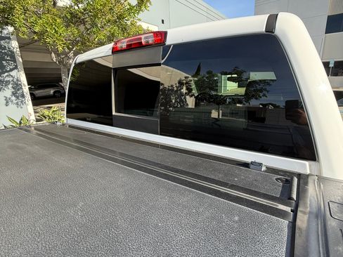 Used 2015 GMC Sierra 1500 SLE w/ Texas SLE Value Package image 5