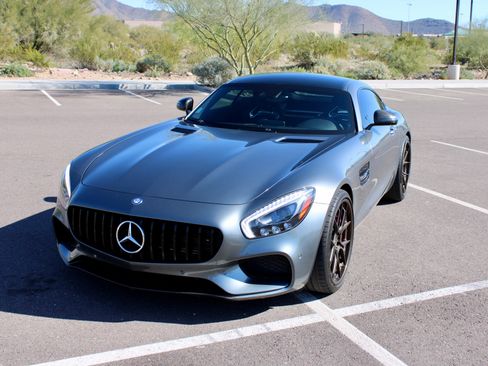 Used 2016 Mercedes-Benz AMG GT S image 2