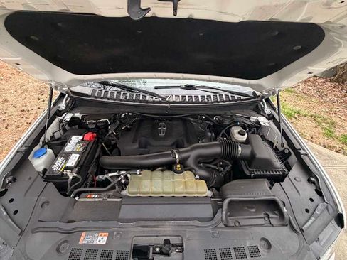 Used 2020 Lincoln Navigator Reserve w/ Luxury Package image 10