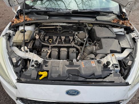 Used 2015 Ford Focus SE image 6