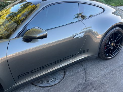 Used 2021 Porsche 911 Carrera image 10