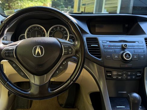 Used 2011 Acura TSX Sedan FWD image 9