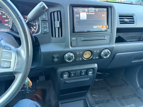 Used 2010 Honda Ridgeline RTL image 1