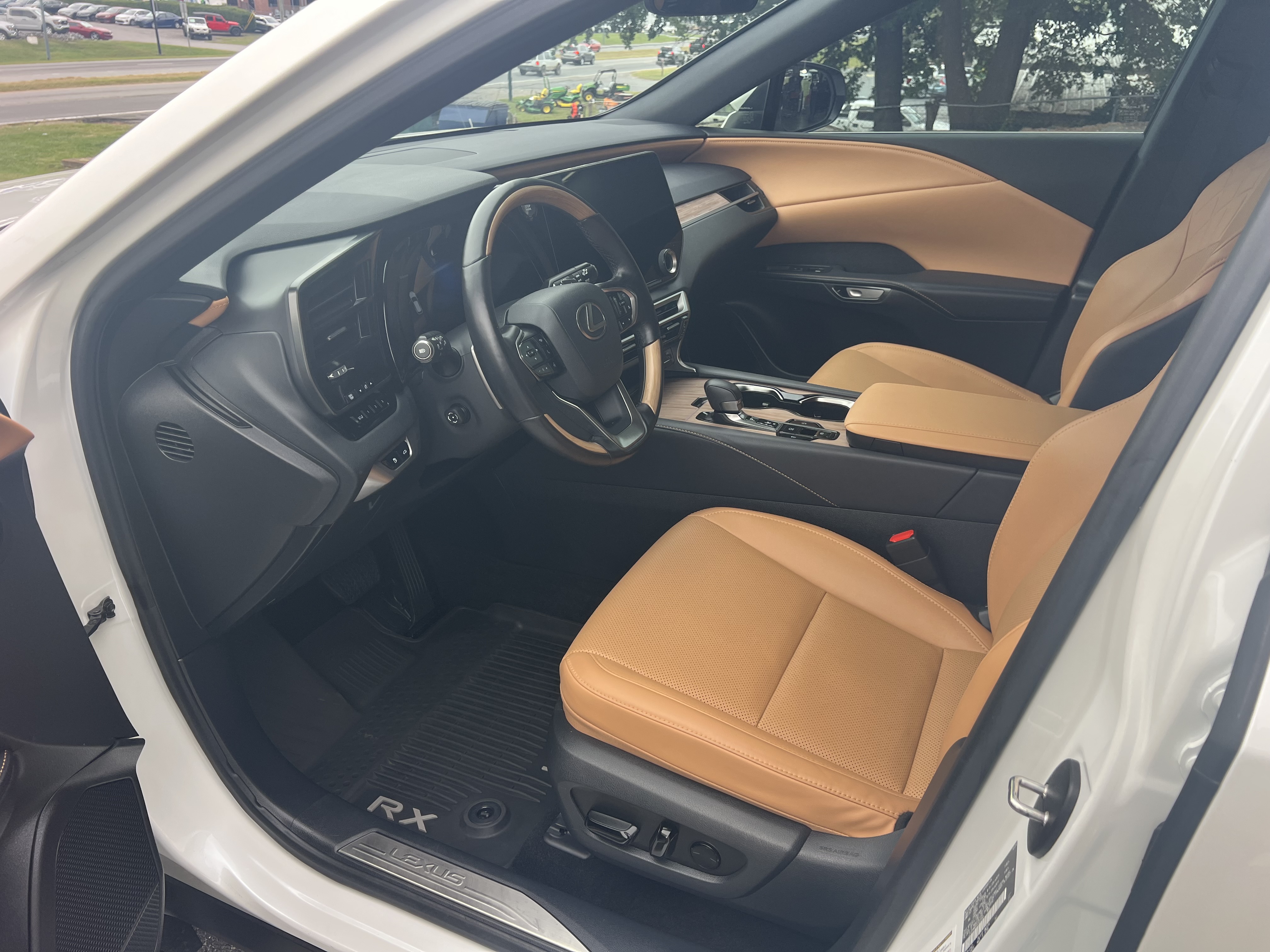 Used 2025 Lexus RX 350 Premium FWD image 5