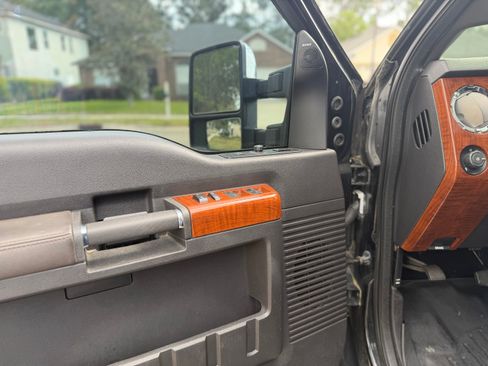 Used 2015 Ford F350 King Ranch w/ King Ranch w/Chrome Package image 2