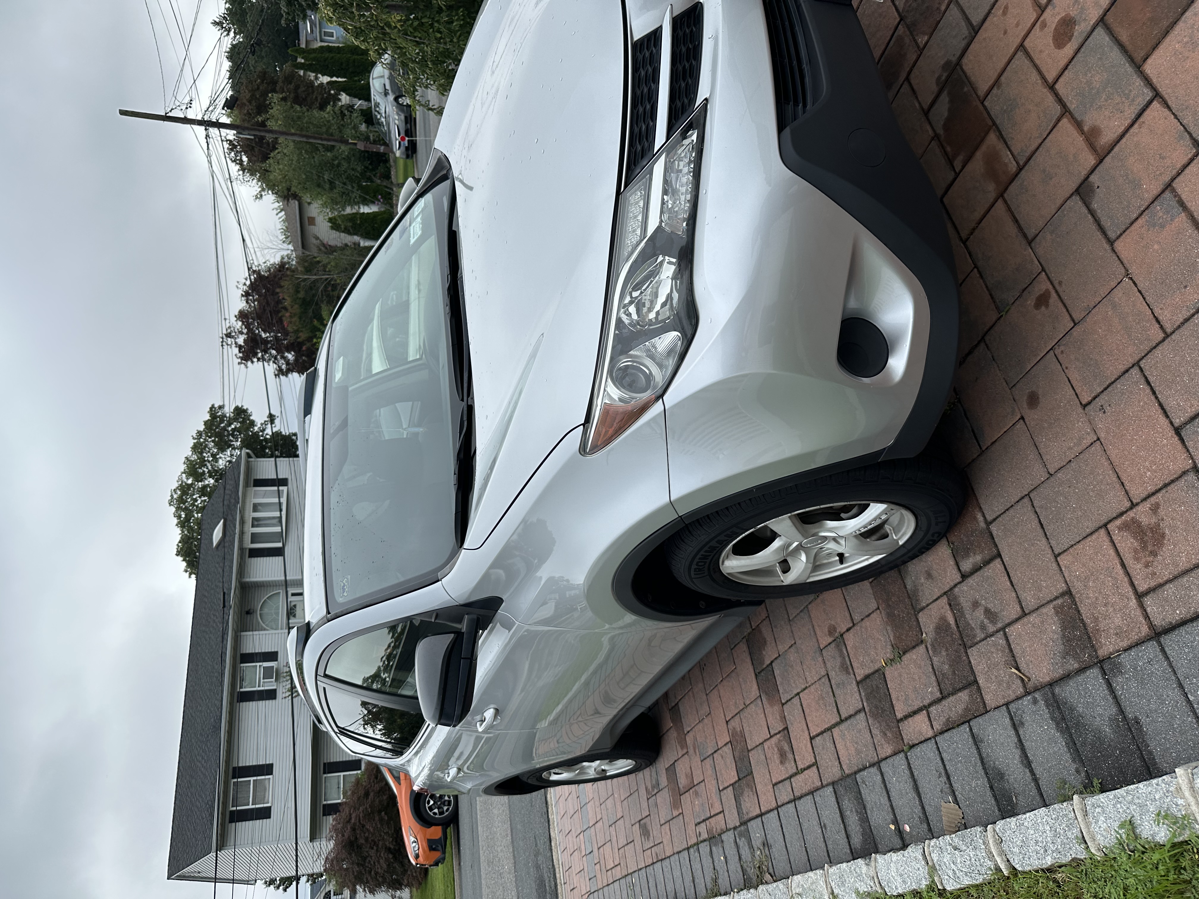 Used 2013 Toyota RAV4 LE AWD/4WD image 5