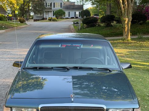 Used 1995 Buick Century Custom image 1