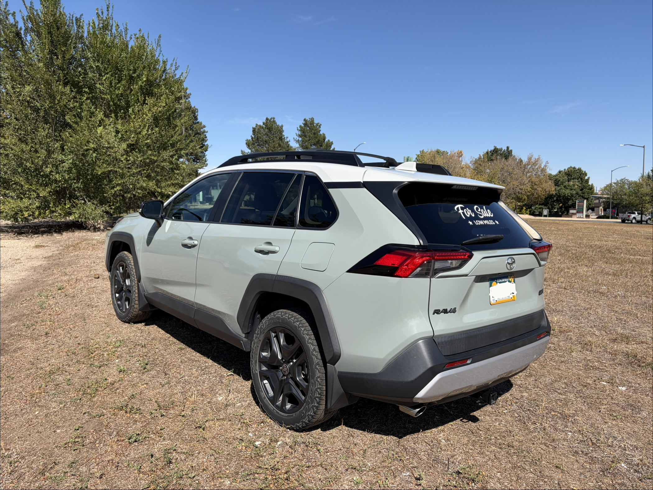 Used 2019 Toyota RAV4 Adventure w/ Carpet Mat Package AWD/4WD image 4