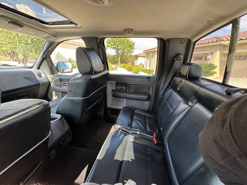 Used 2007 Lincoln Mark LT 4x4 image 28