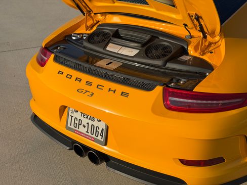 Used 2015 Porsche 911 GT3 RWD image 10