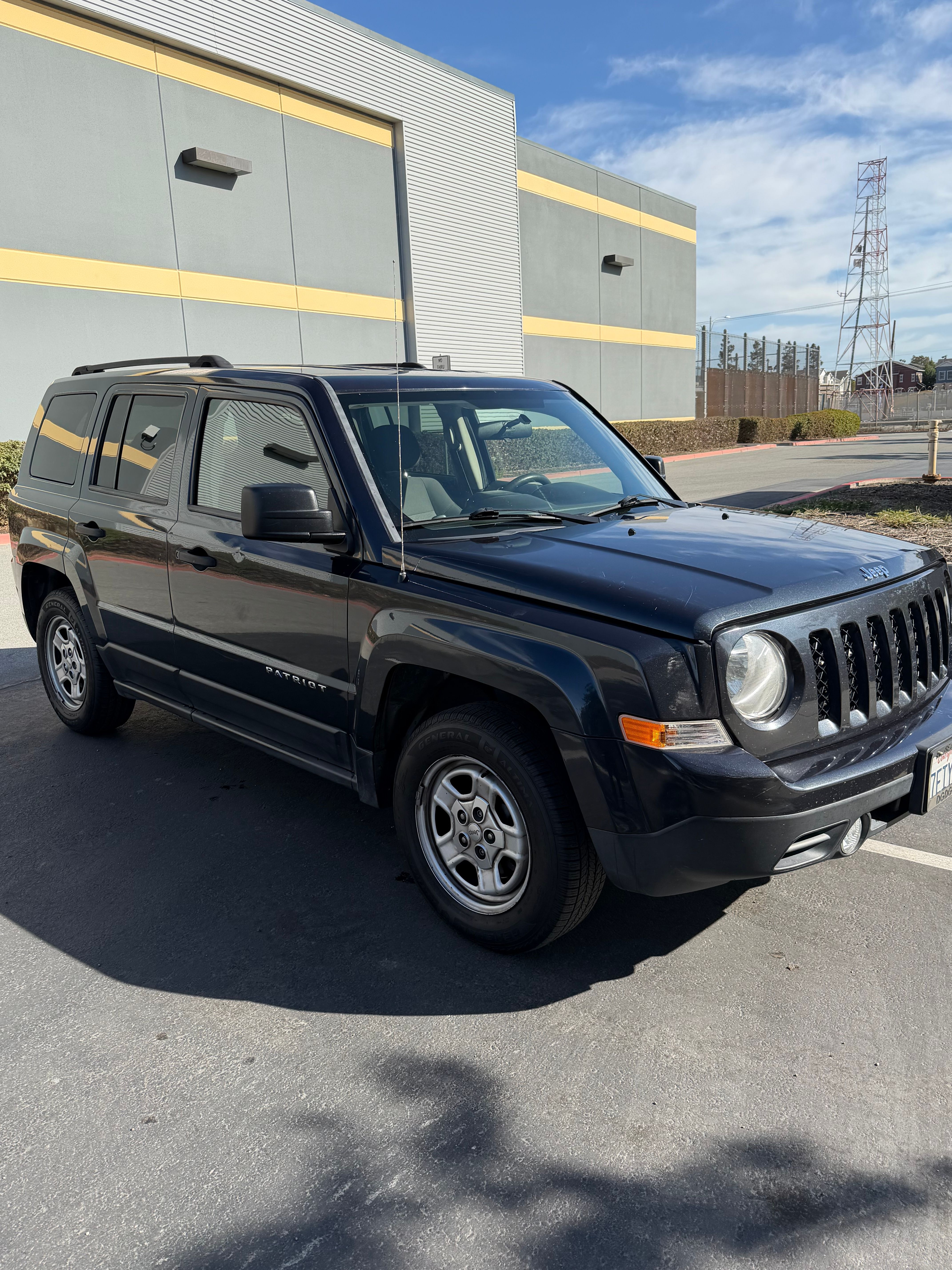 Used 2014 Jeep Patriot Sport FWD image 4