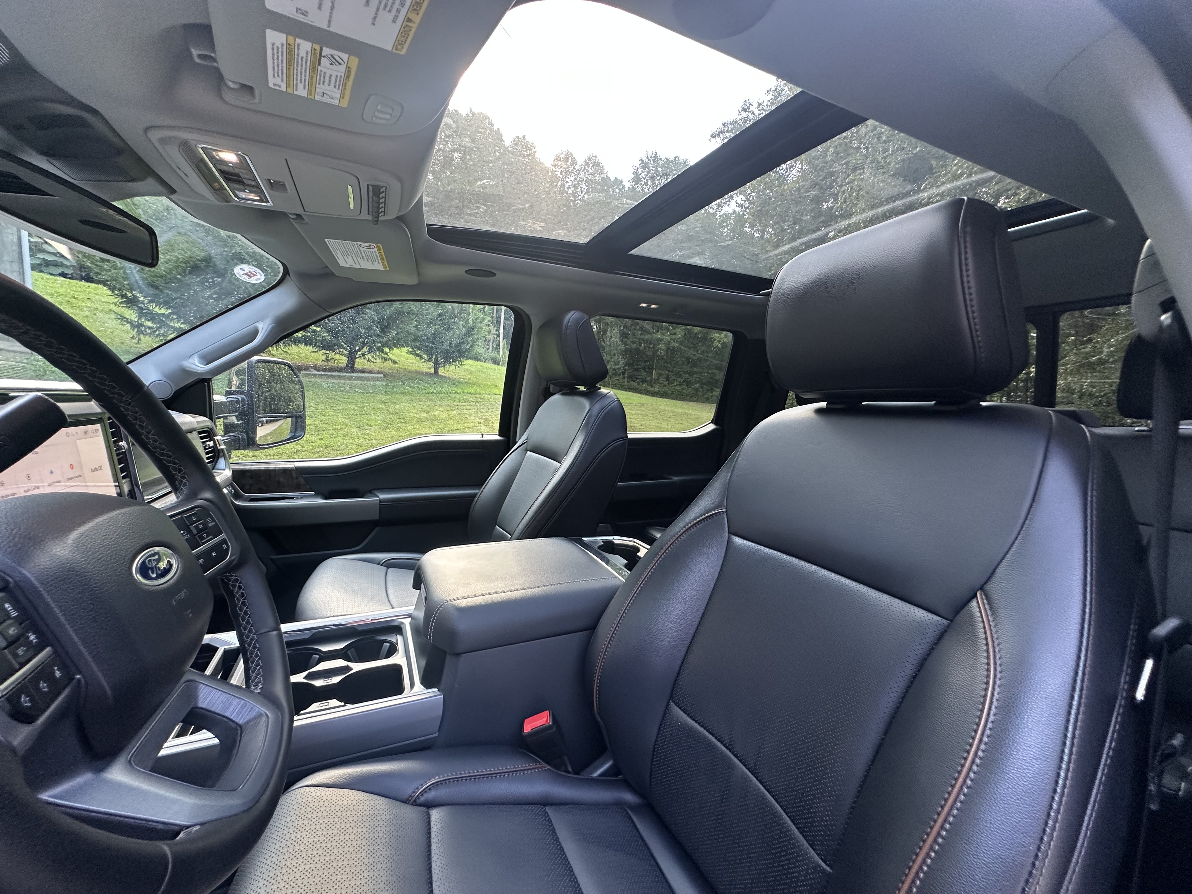 Used 2025 Ford F250 Lariat w/ Lariat Ultimate Package AWD/4WD image 20