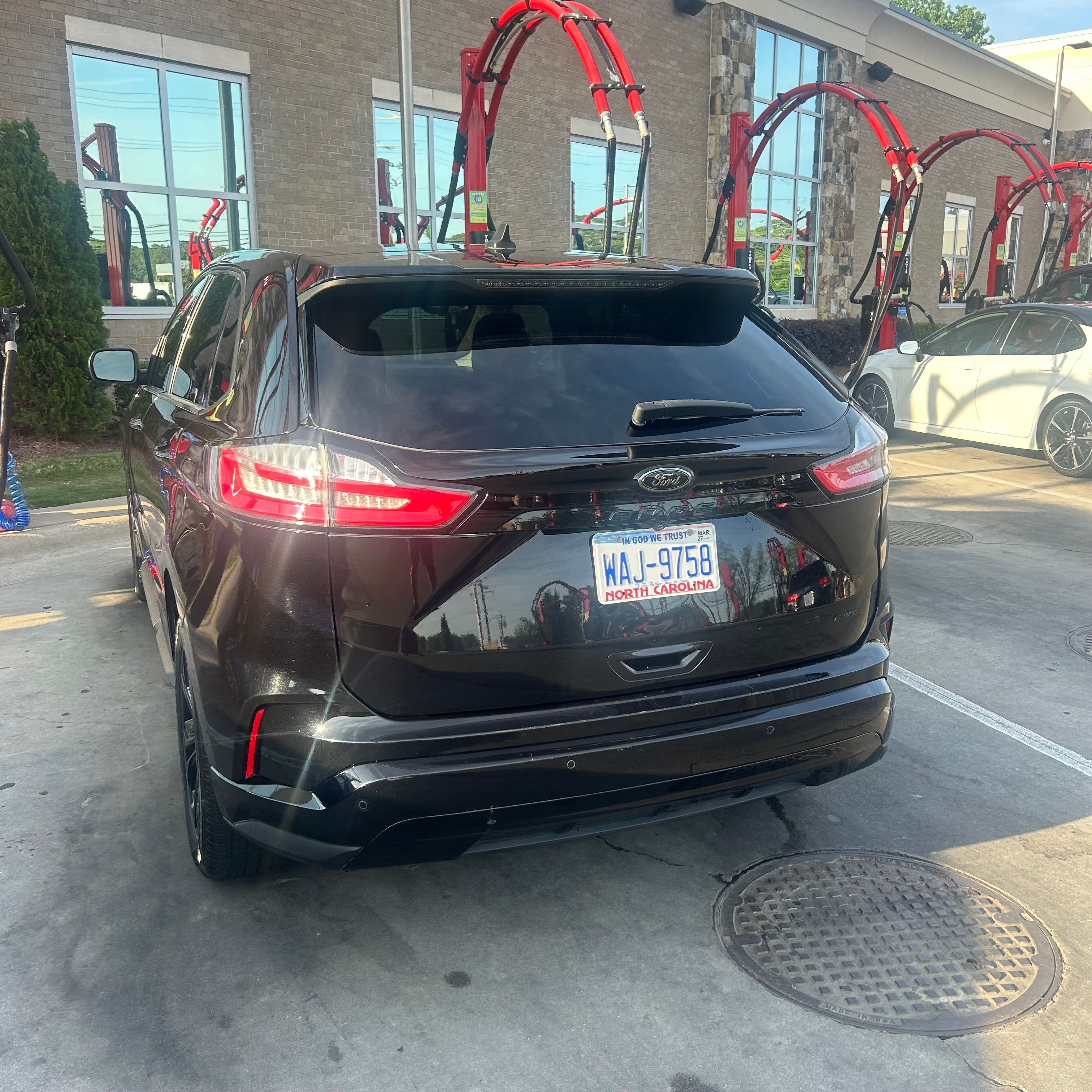 Used 2023 Ford Edge SE w/ Black Appearance Package AWD/4WD image 11