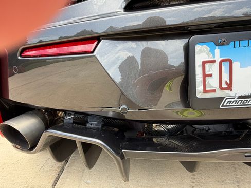 Used 2017 McLaren 570S RWD image 14