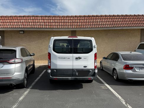 Used 2019 Ford Transit 350 XLT image 13