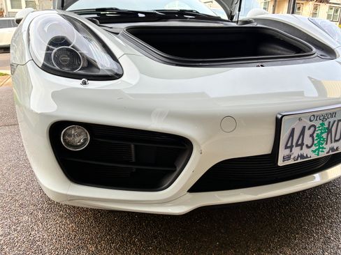 Used 2015 Porsche Cayman S image 12