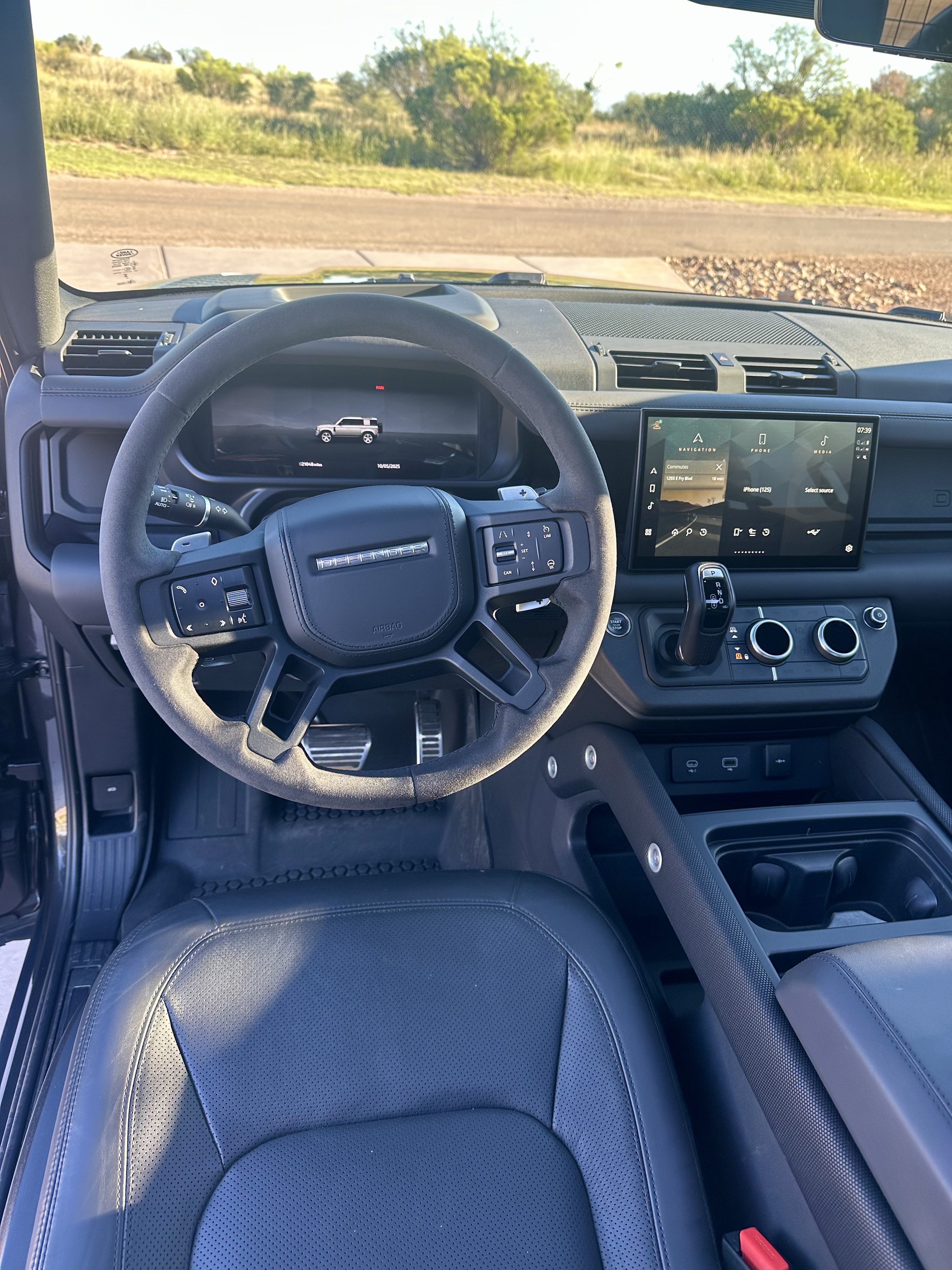 Used 2024 Land Rover Defender 110 Carpathian Edition AWD/4WD image 9