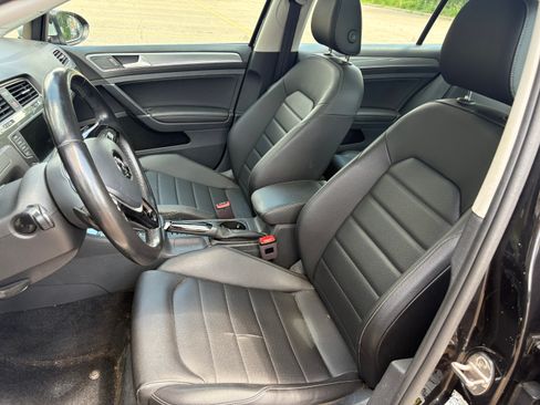Used 2017 Volkswagen Golf Alltrack S AWD/4WD image 13