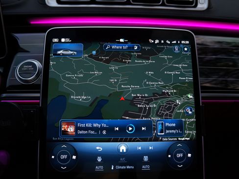 Used 2024 Mercedes-Benz S 580e 4MATIC Sedan image 25