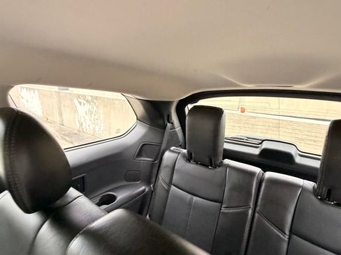 Used 2014 Nissan Pathfinder SL w/ SL Tech Package FWD image 14