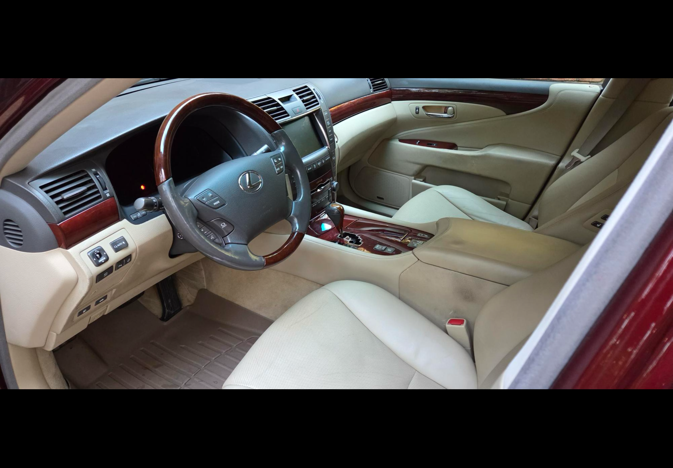 Used 2007 Lexus LS 460 RWD image 5