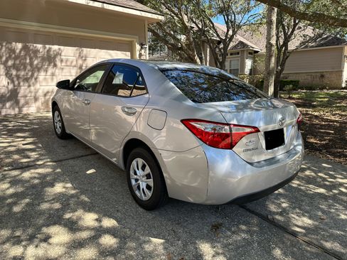 Used 2016 Toyota Corolla L image 4