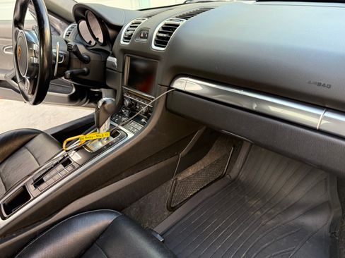 Used 2016 Porsche Boxster Black Edition image 8