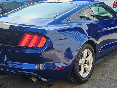 Used 2015 Ford Mustang Coupe image 9