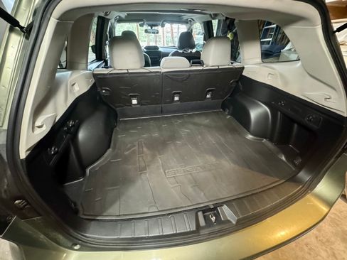 Used 2019 Subaru Forester Premium AWD/4WD image 14