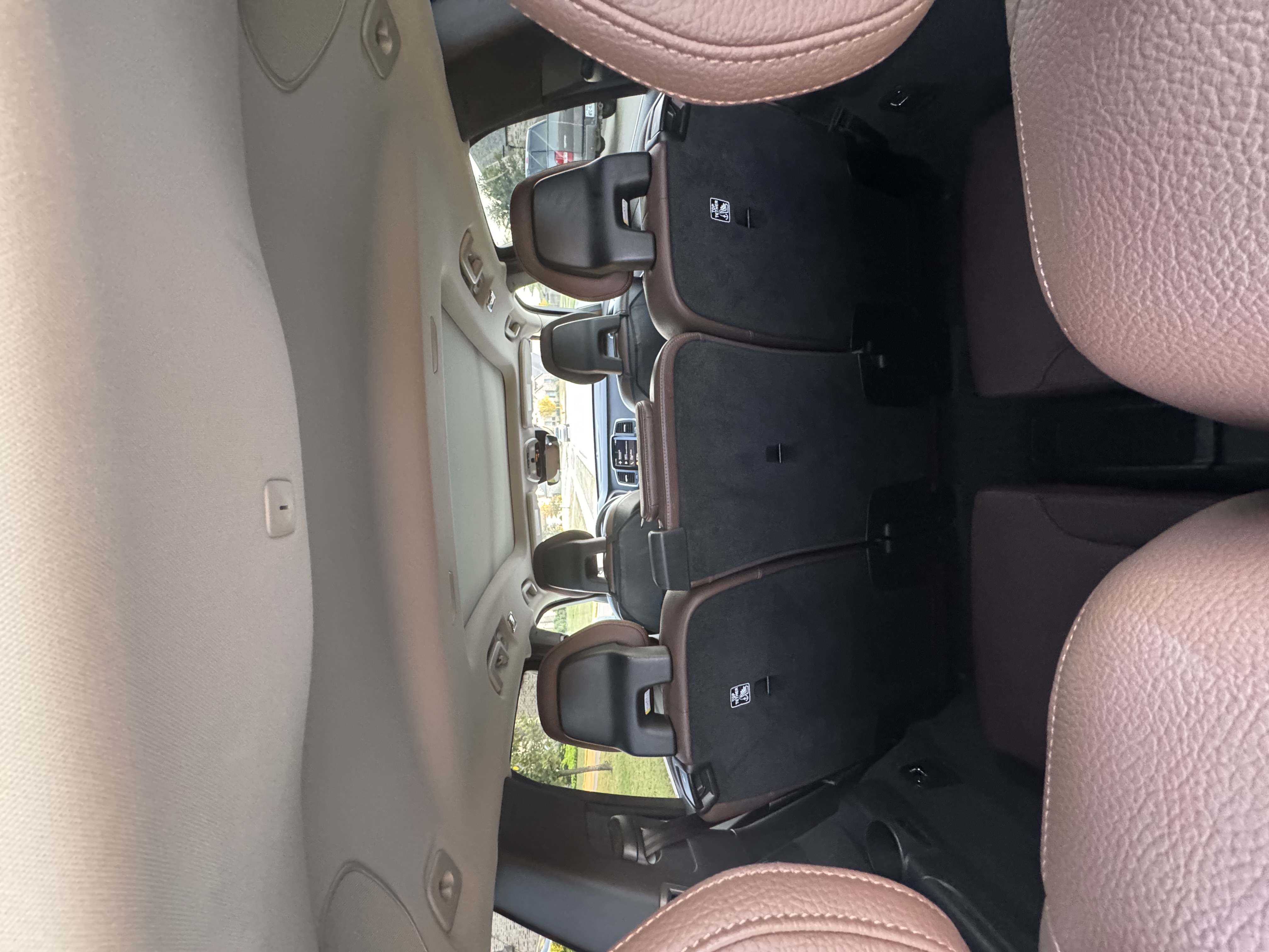 Used 2020 Volvo XC90 T6 Momentum AWD/4WD image 21