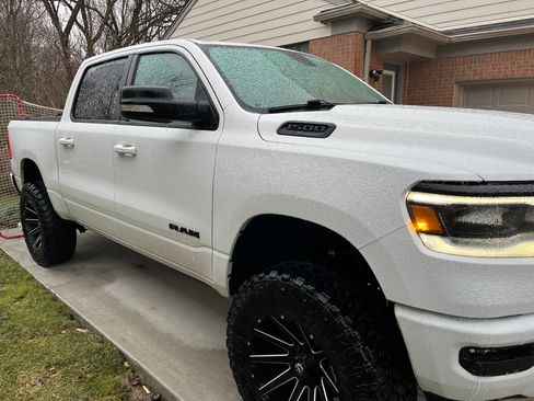 Used 2021 RAM 1500 Big Horn AWD/4WD image 4