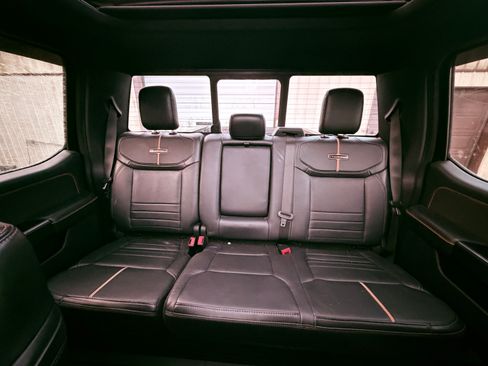 Used 2024 Ford F250 Platinum AWD/4WD image 12